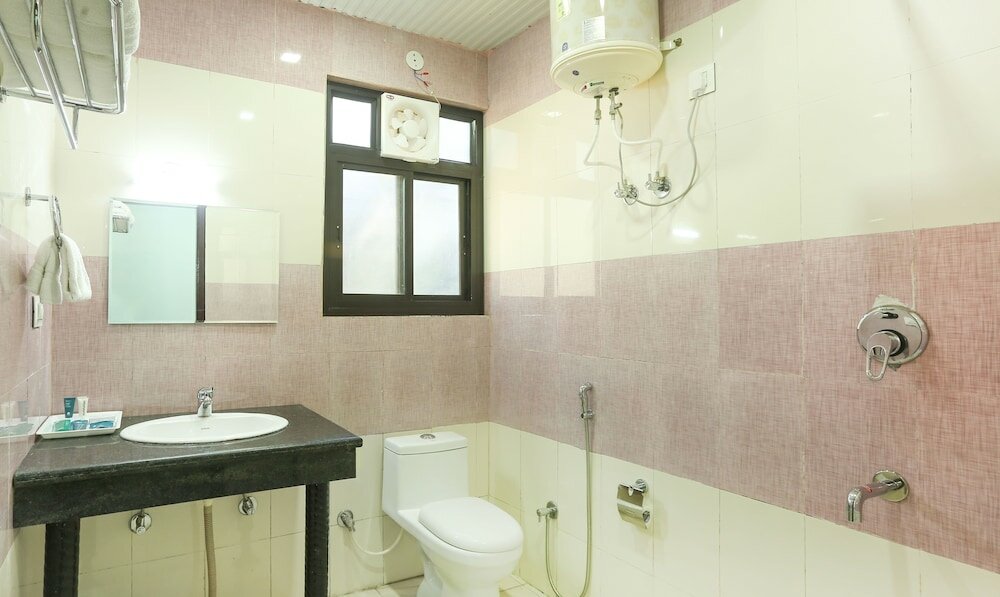 Фото Treebo Trend Roshan House