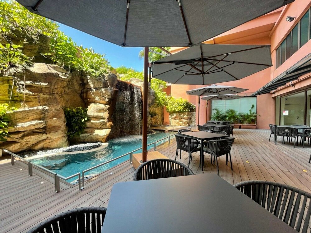 Фото Great World Serviced Apartments