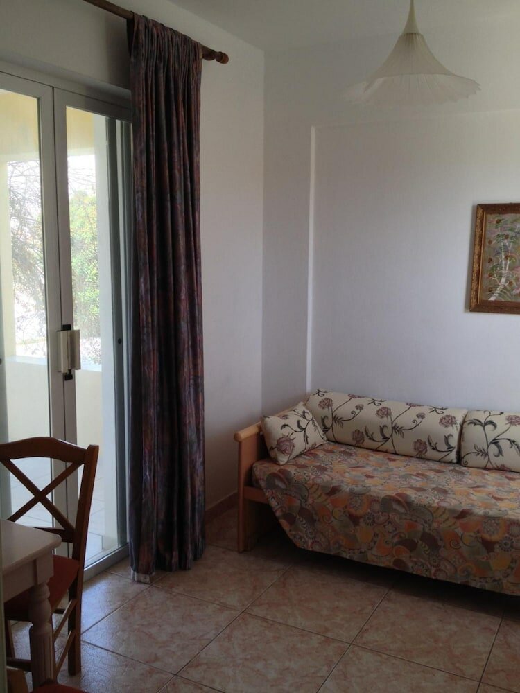 Фото Manine Apartments