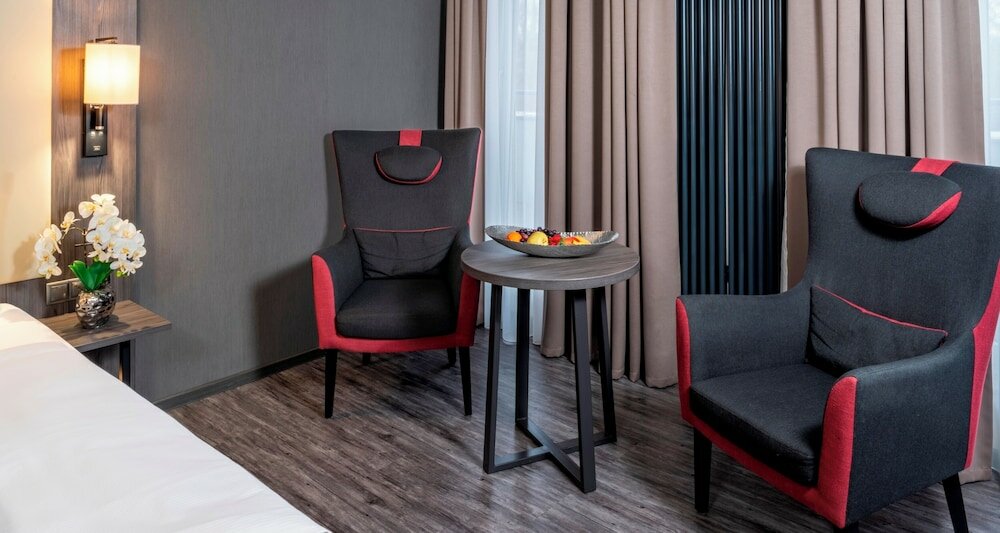 Фото Plaza Premium Parkhotel Norderstedt