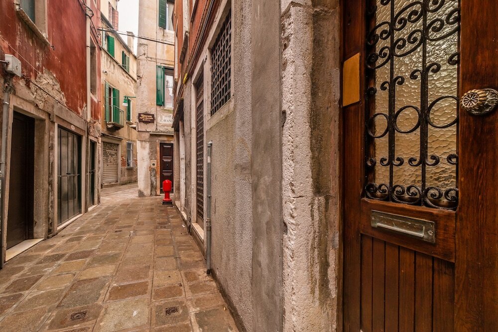 Фото Saint Mark's Basilica in 200 meters