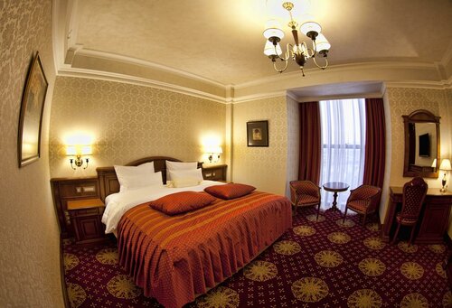 Внешний вид отеля Мульти Гранд отель в Верине Птгни, фото 4