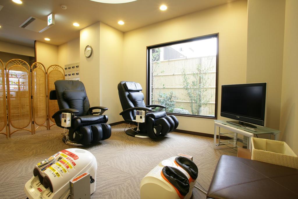 Фото Hotel Route-Inn Kanda Ekimae