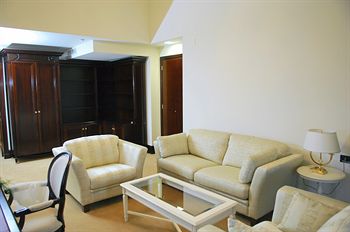 Фото Arbiana Hotel