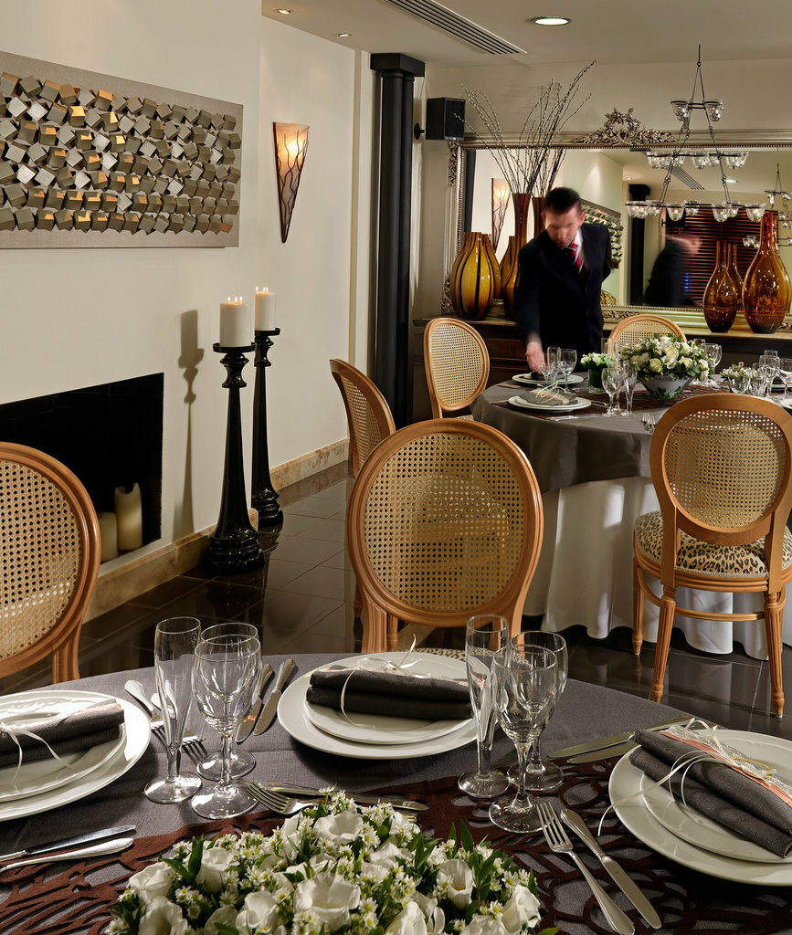 Фото Best Western Plus Embassy Hotel