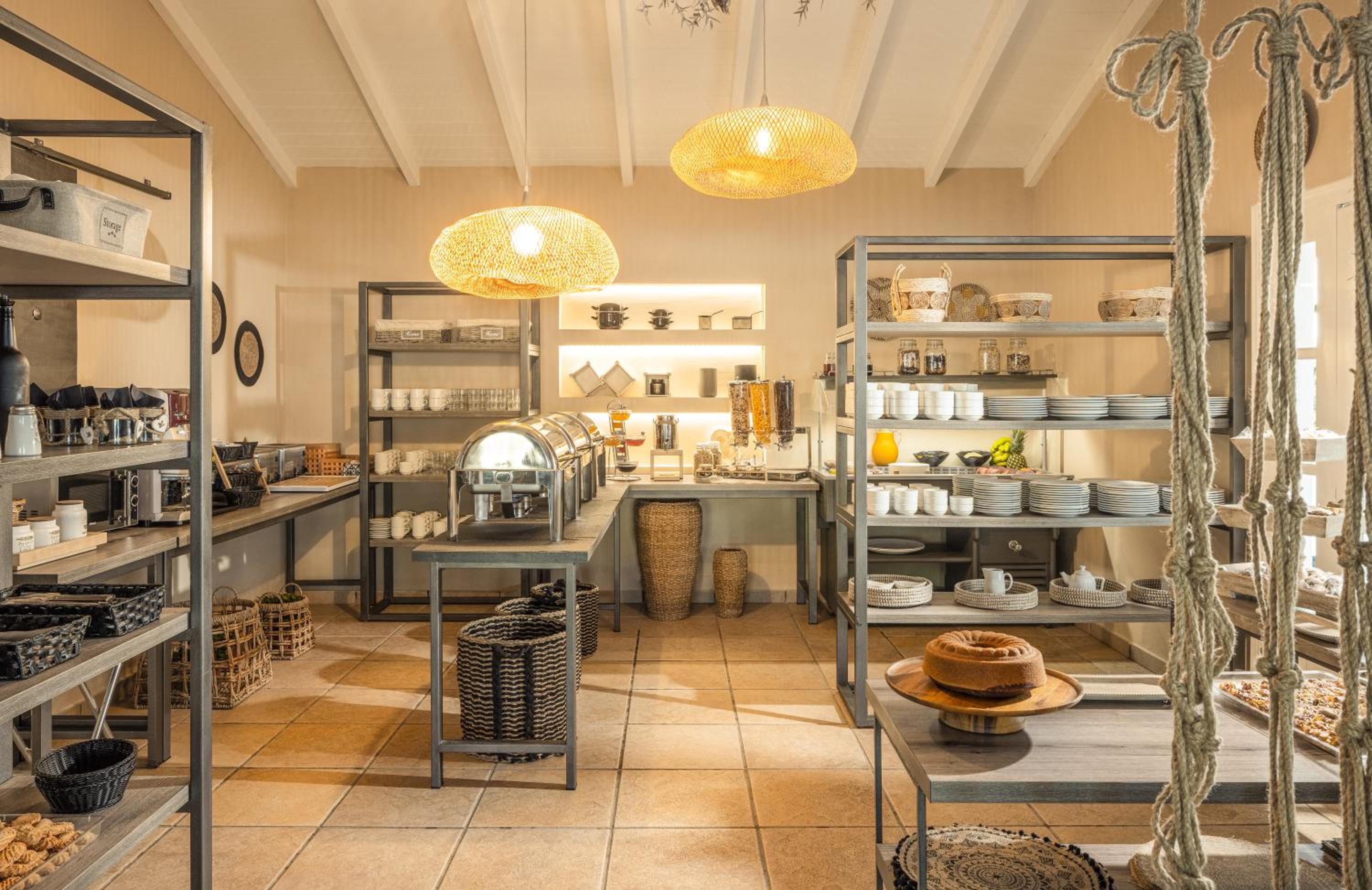 Фото Goudelis Apartments