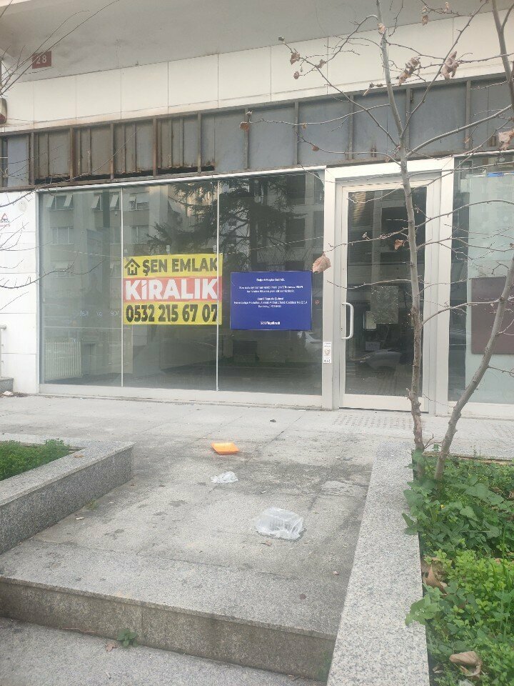 Bank Yapi Kredi, Istanbul, photo