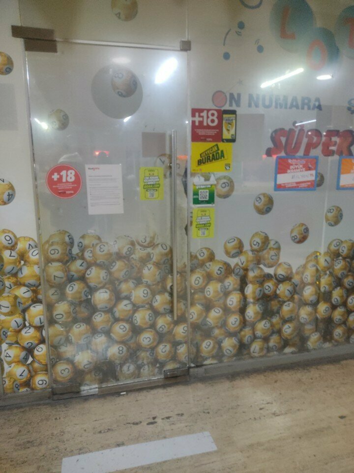 Lottery Betting Shop, Istanbul, photo