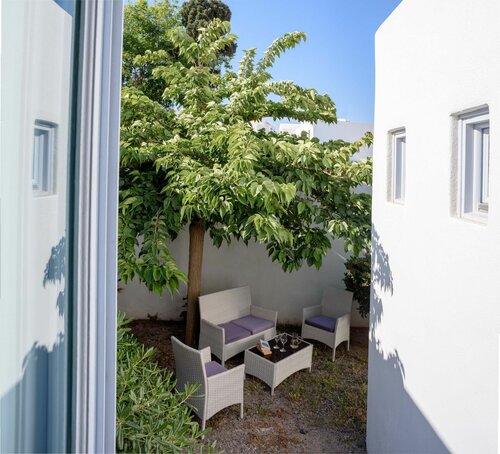 Внешний вид отеля Aria Suites в Муниципальной единице Фирах, фото 5