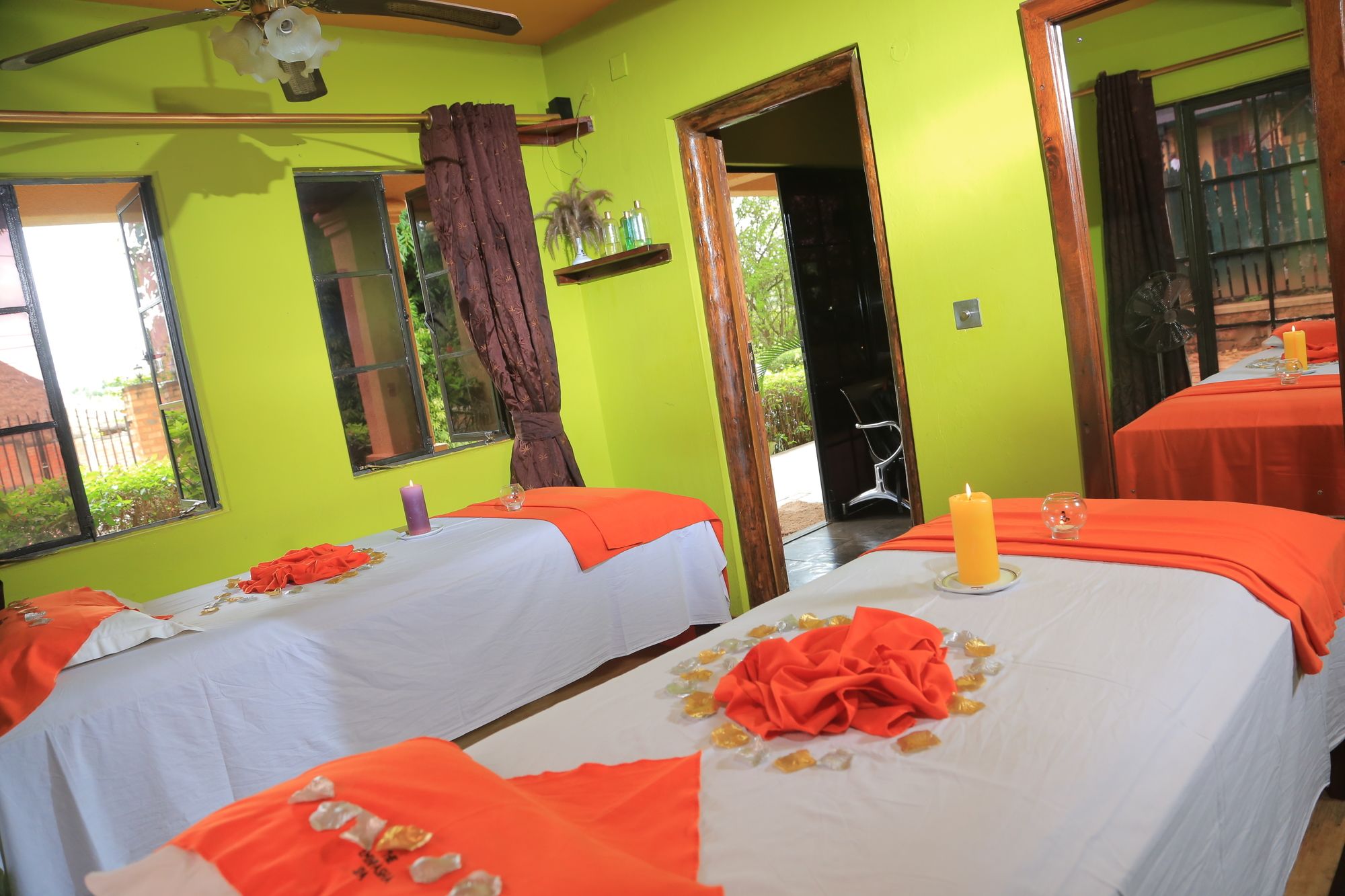 Фото The Emin Pasha Hotel