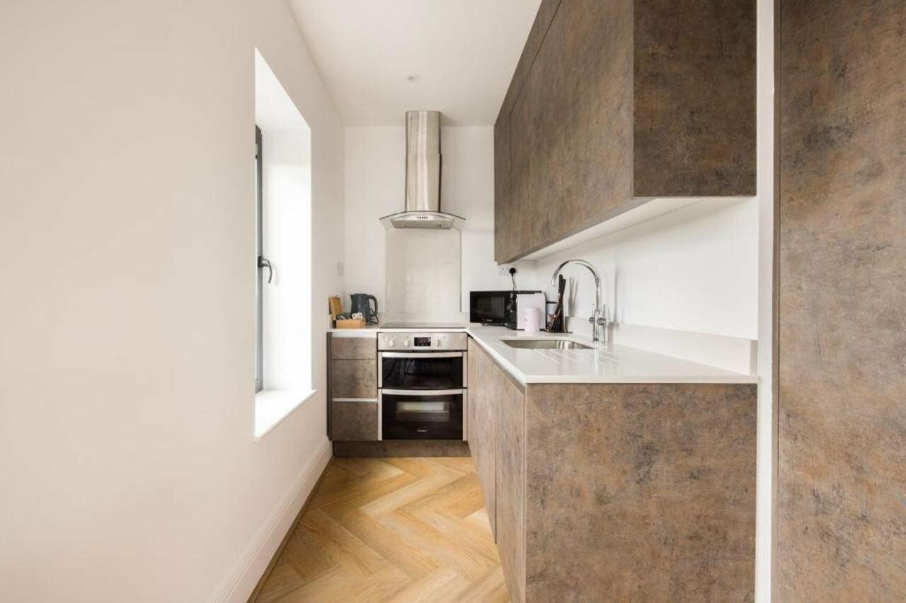 Фото Staines Riverside by Charles Hope