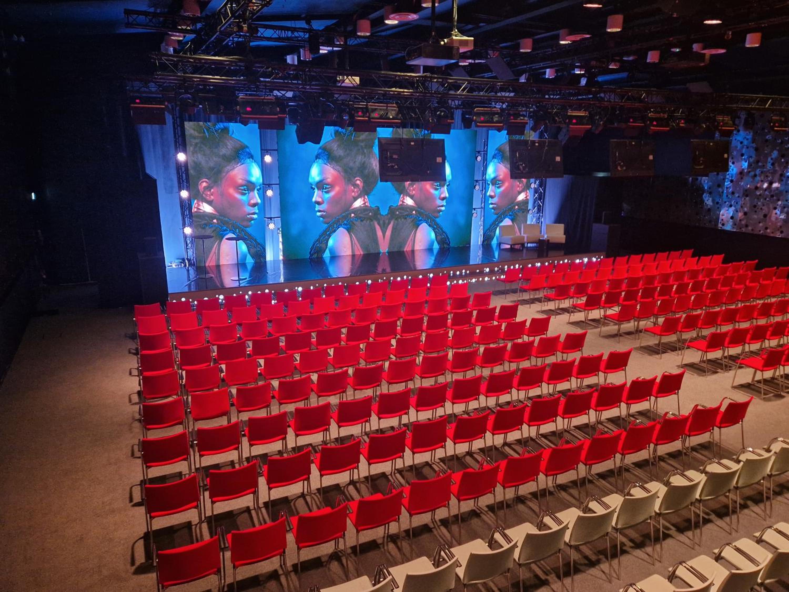 Фото Elite Hotel Marina Tower