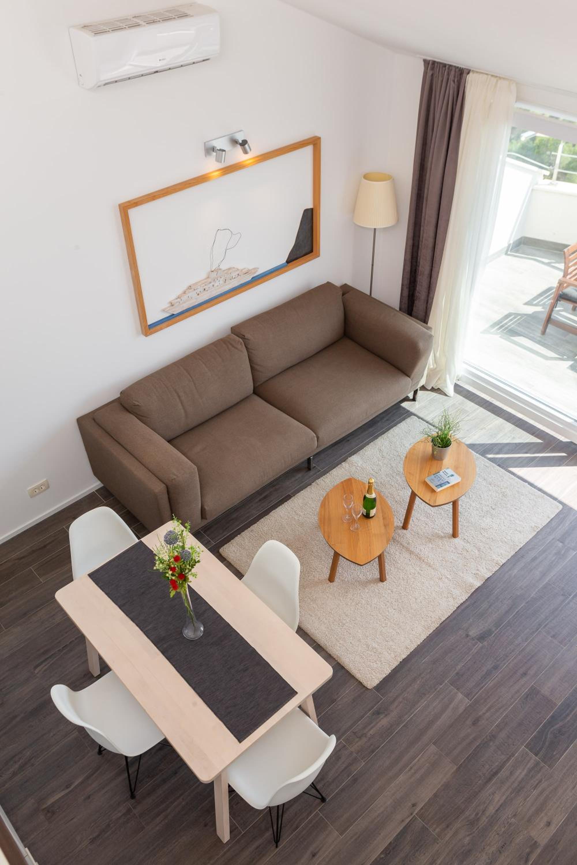 Фото Luxury Apartments Jolara