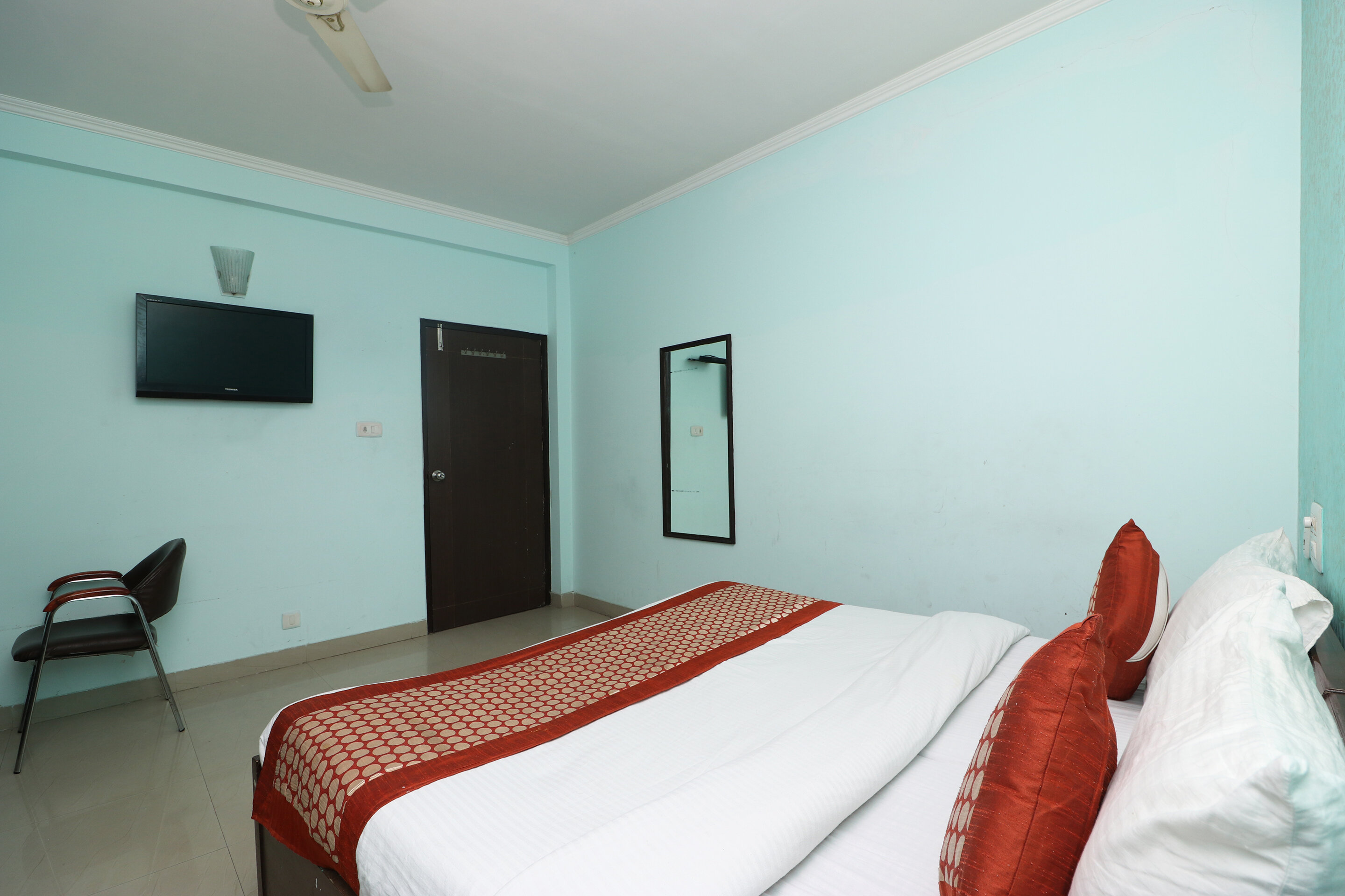 Фото Oyo 9786 Hotel Aerolook