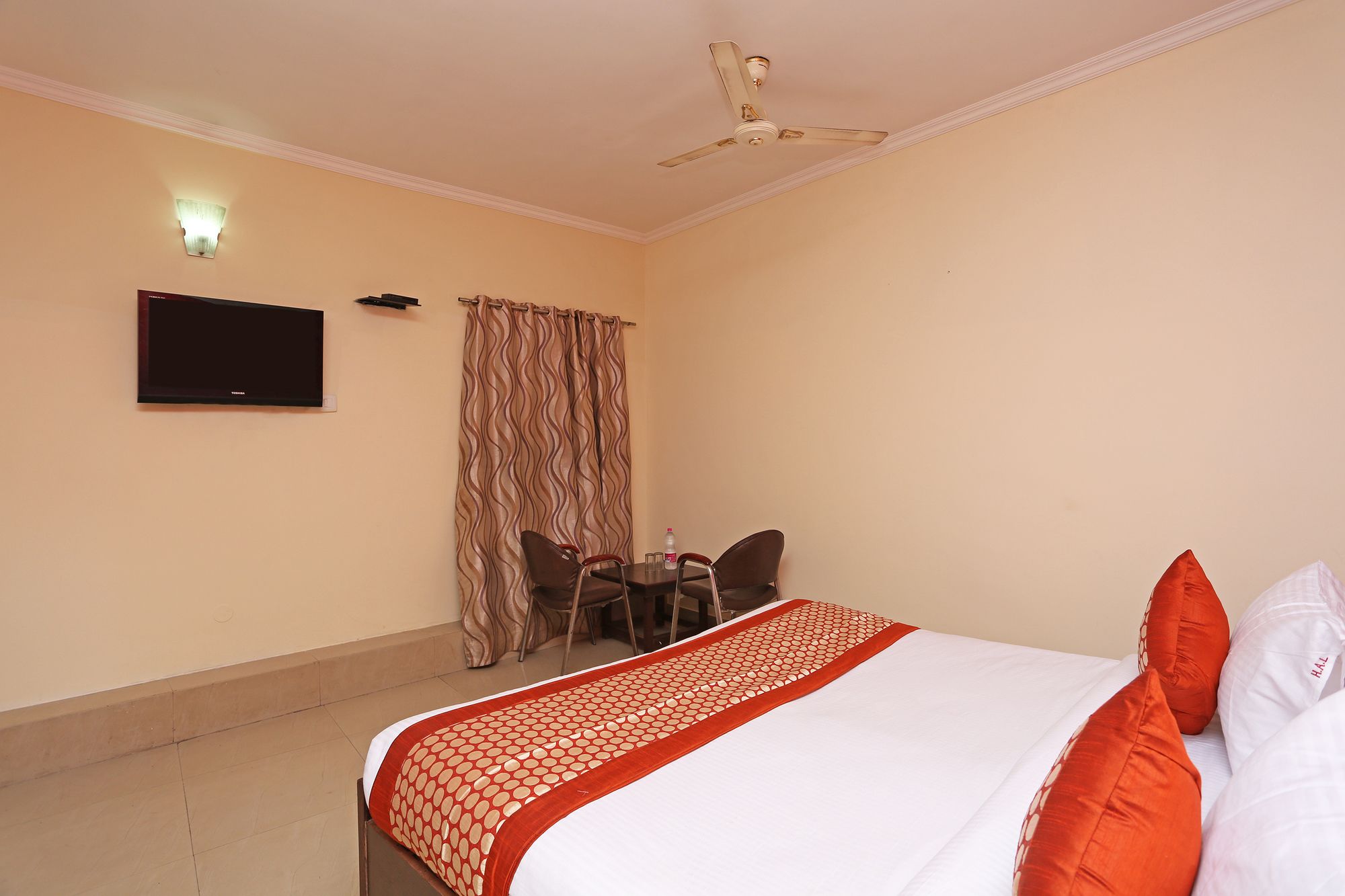 Фото Oyo 9786 Hotel Aerolook