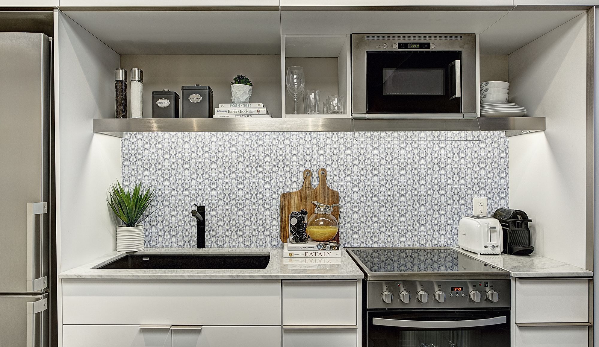 Фото Pierce Boutique Apartments