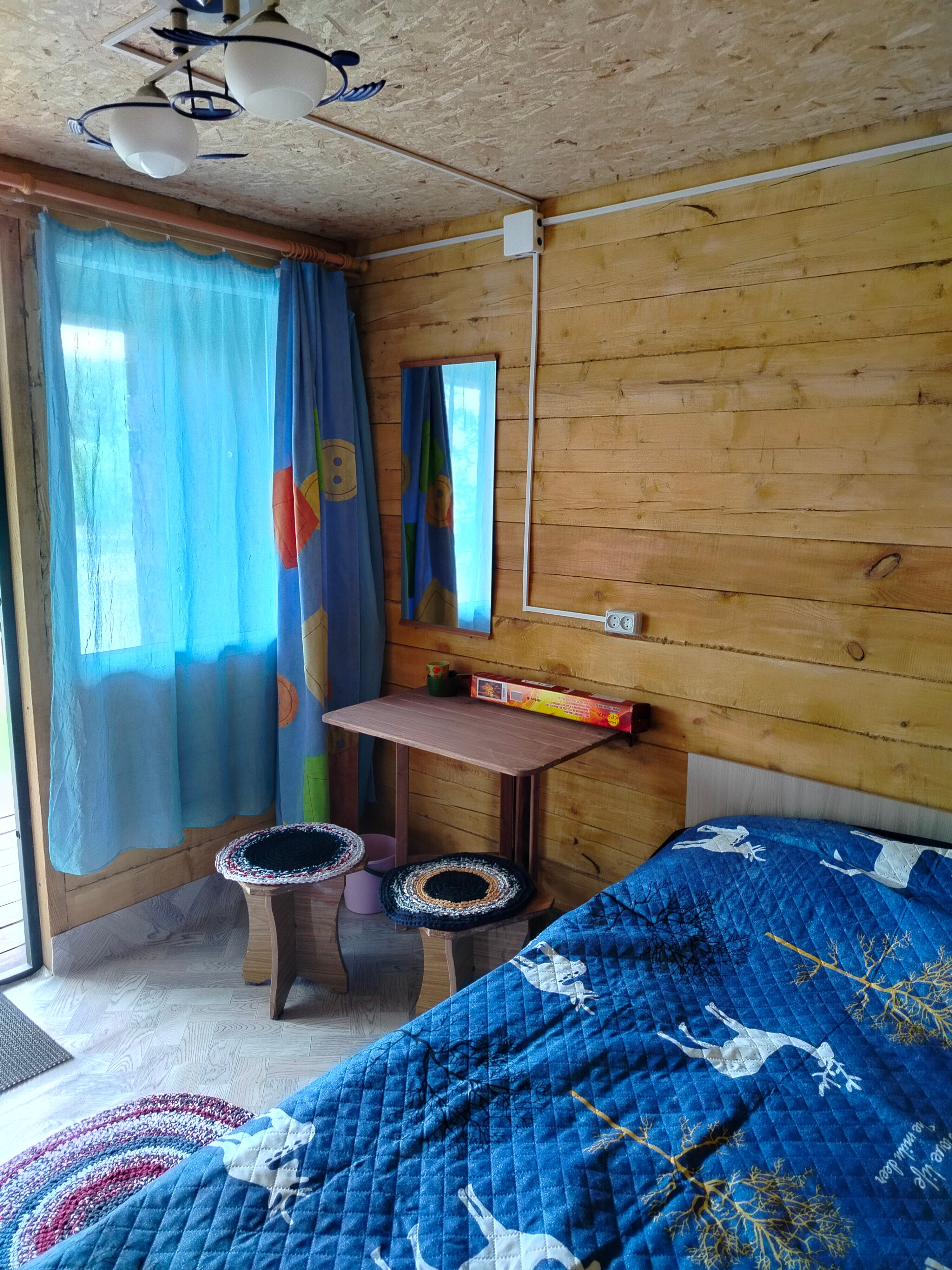 Фото Дом у пруда