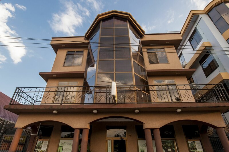 Гостиница Jevas Hotel в Аруше