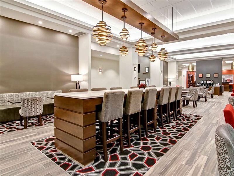 Фото Hampton Inn & Suites by Hilton Grande Prairie