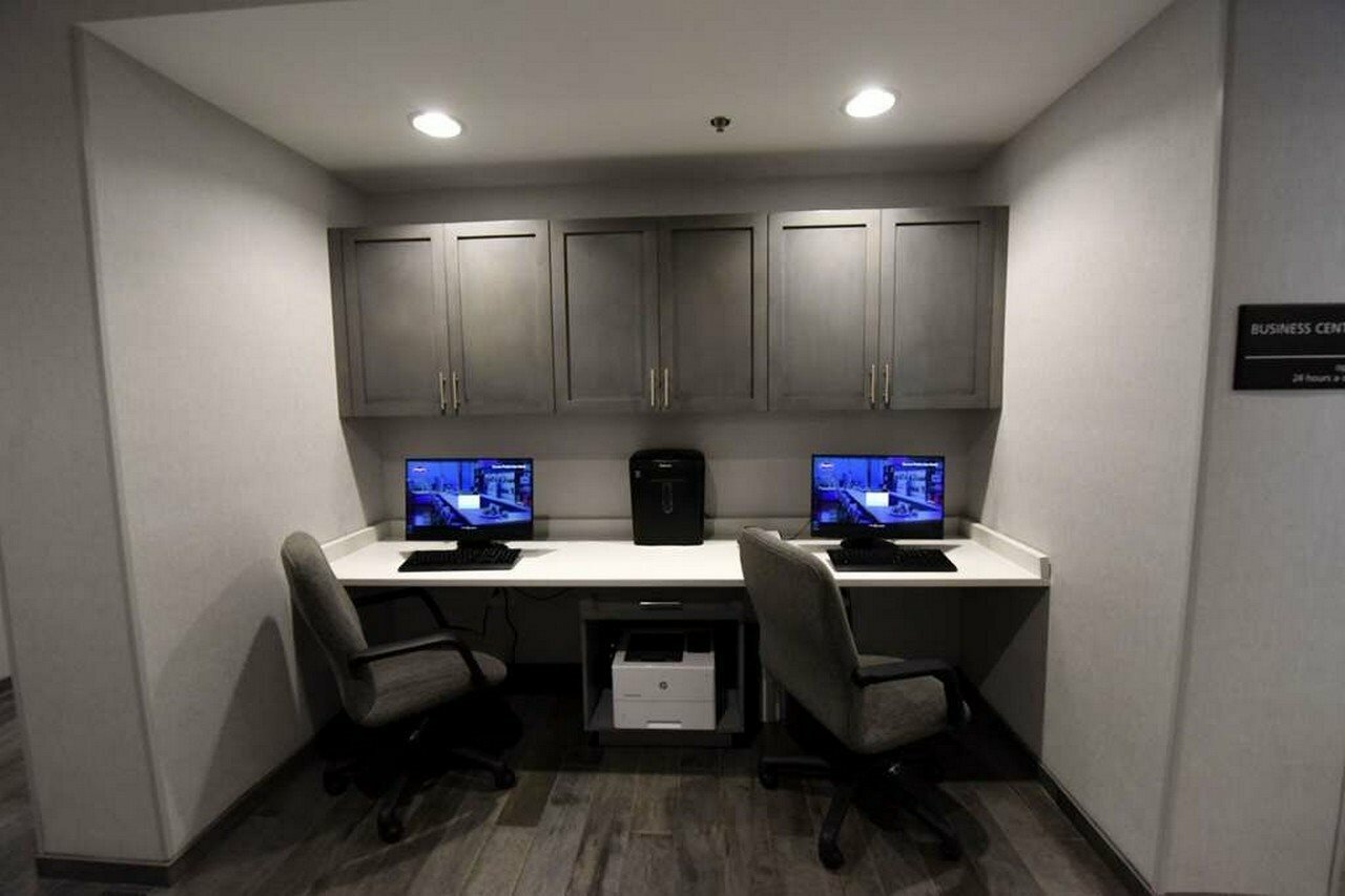 Фото Hampton Inn & Suites Lenoir