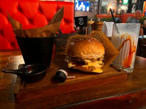 My Friends Pub (Antalya, Muratpaşa, Kılınçarslan Mah., Hıdırlık Sok., 48 A), bar, pub