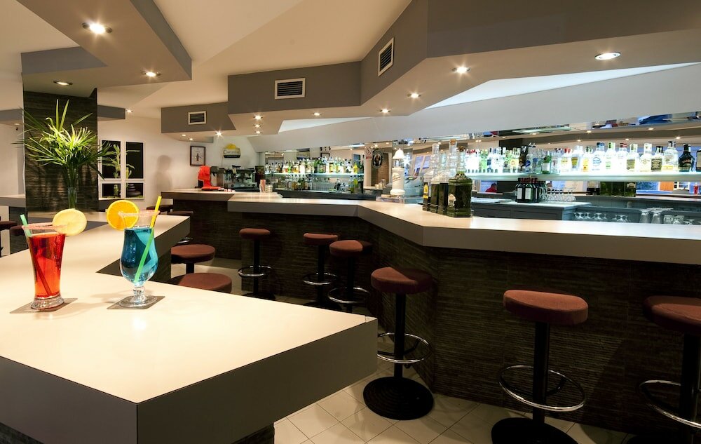 Фото Hostal Montesol