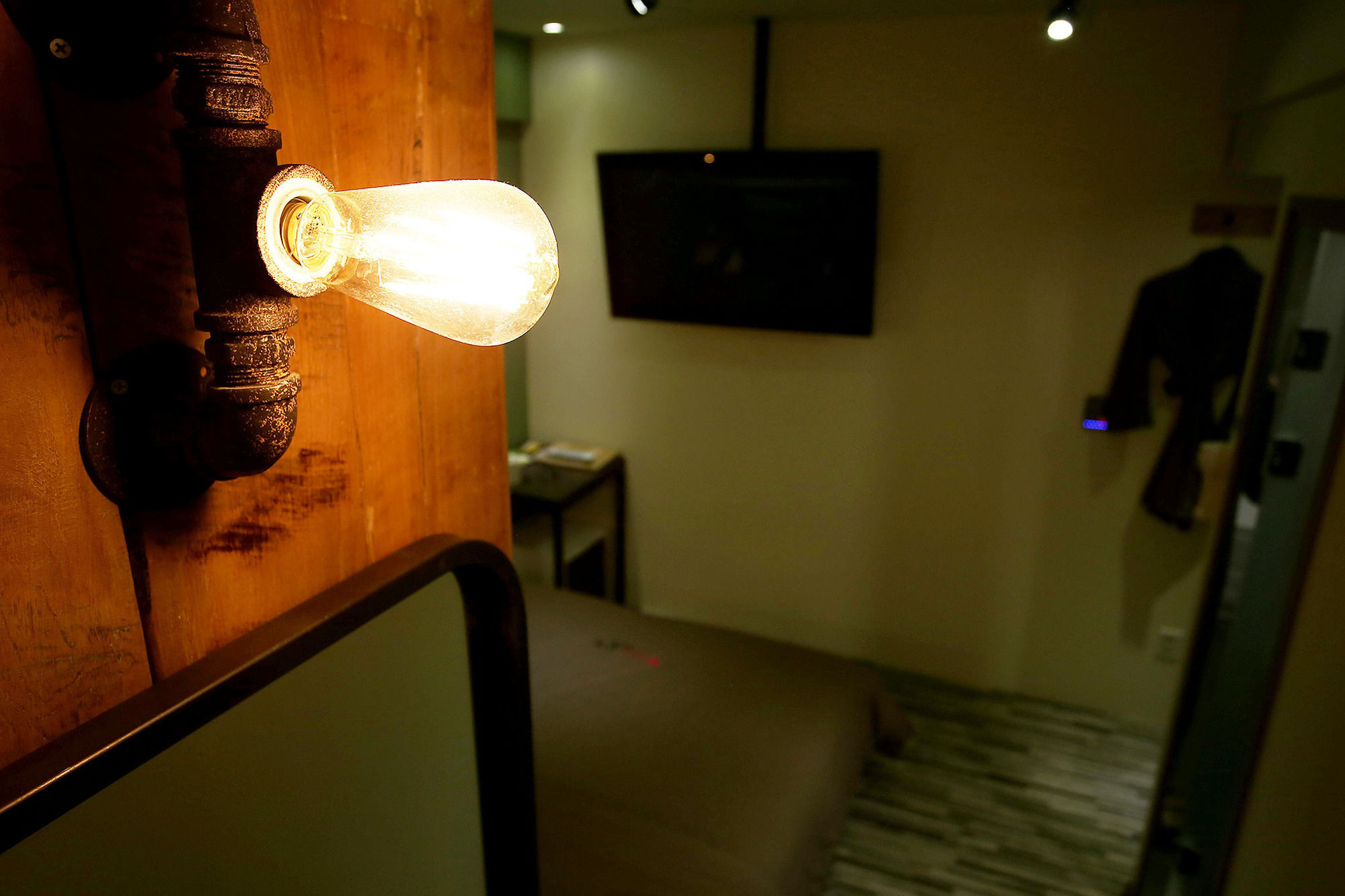 Фото Achasan Station Wall Hotel