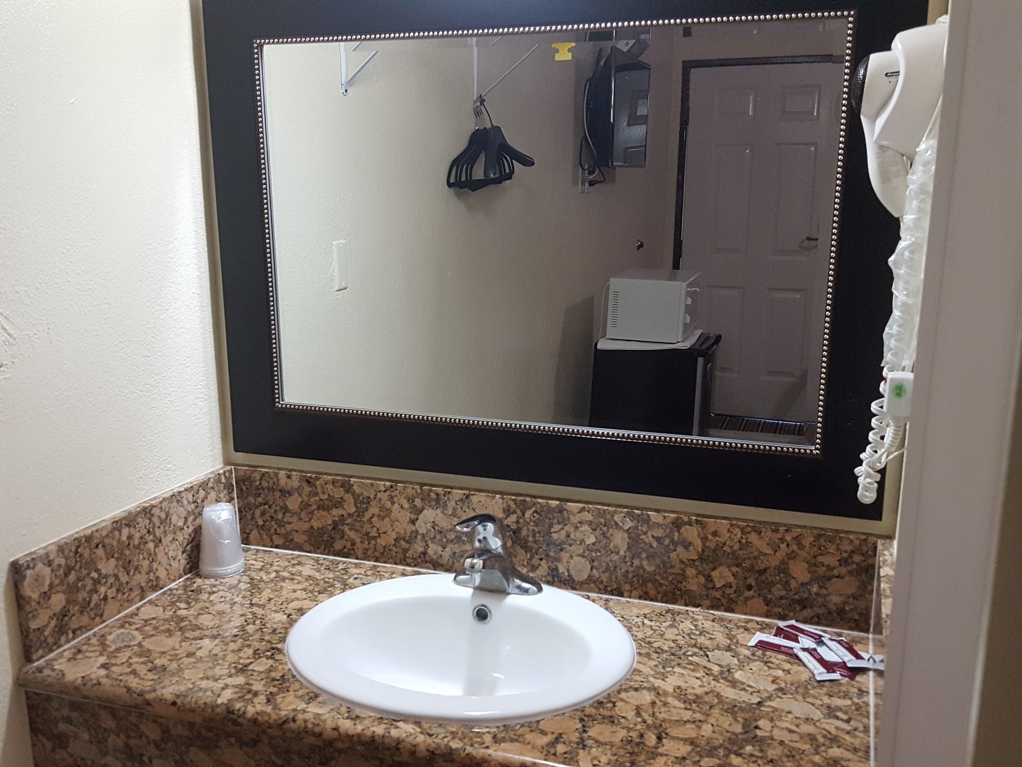 Фото Travel Inn Motel