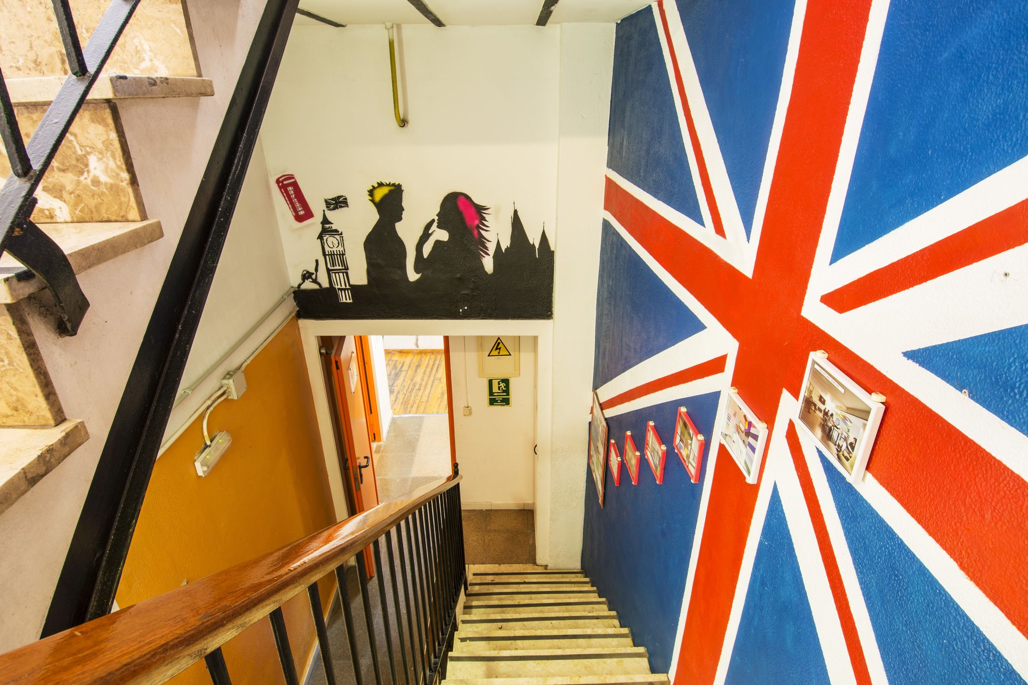 Фото Safestay Barcelona Gothic