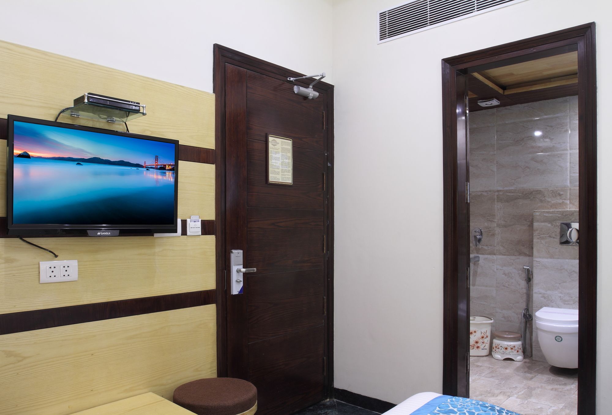 Фото Hari Piorko Inn Express