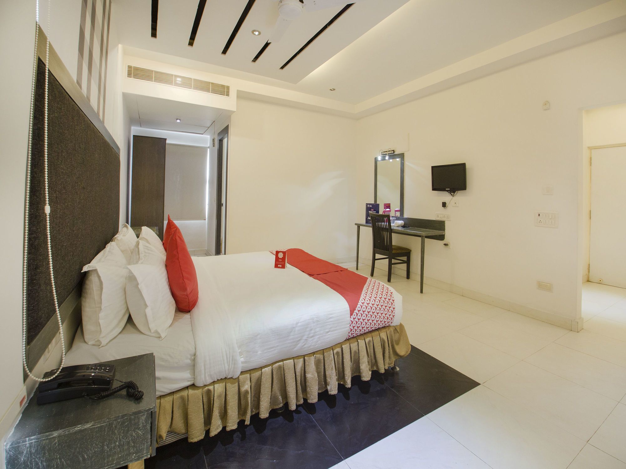 Фото Oyo 10139 Hotel Palak Residency