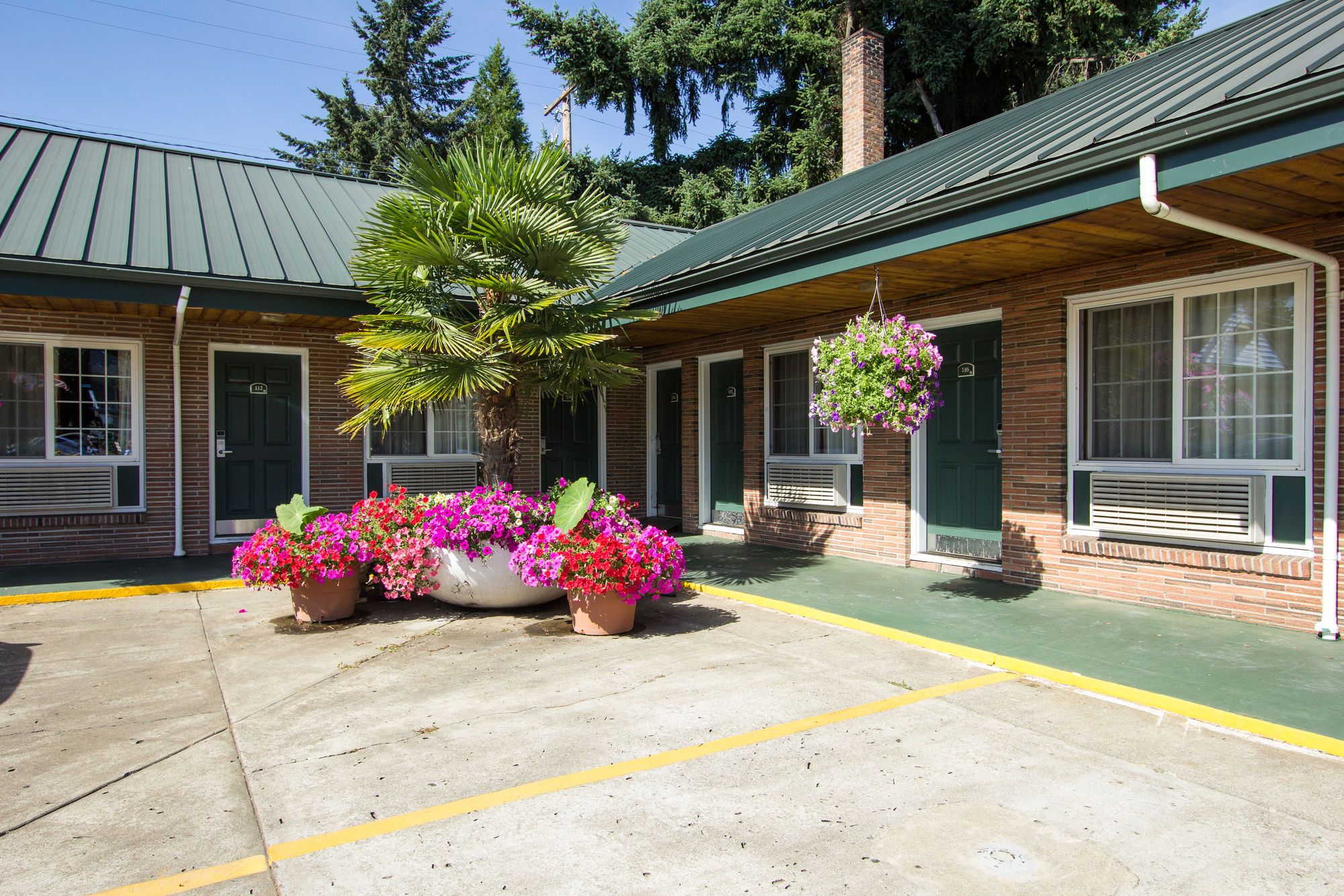 Фото Courtesy Inn Eugene Downtown