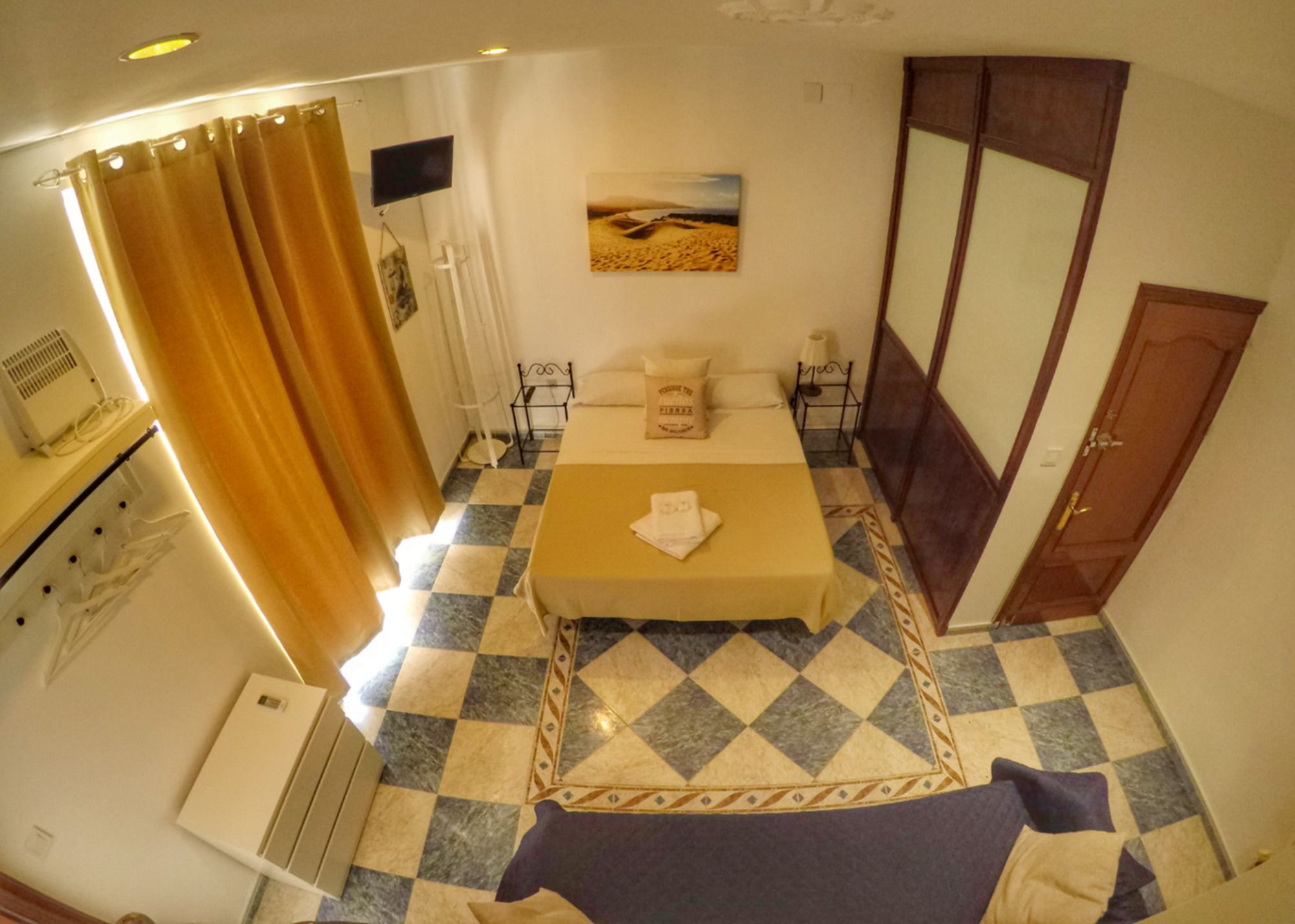 Фото Spanish Galleon Lodge