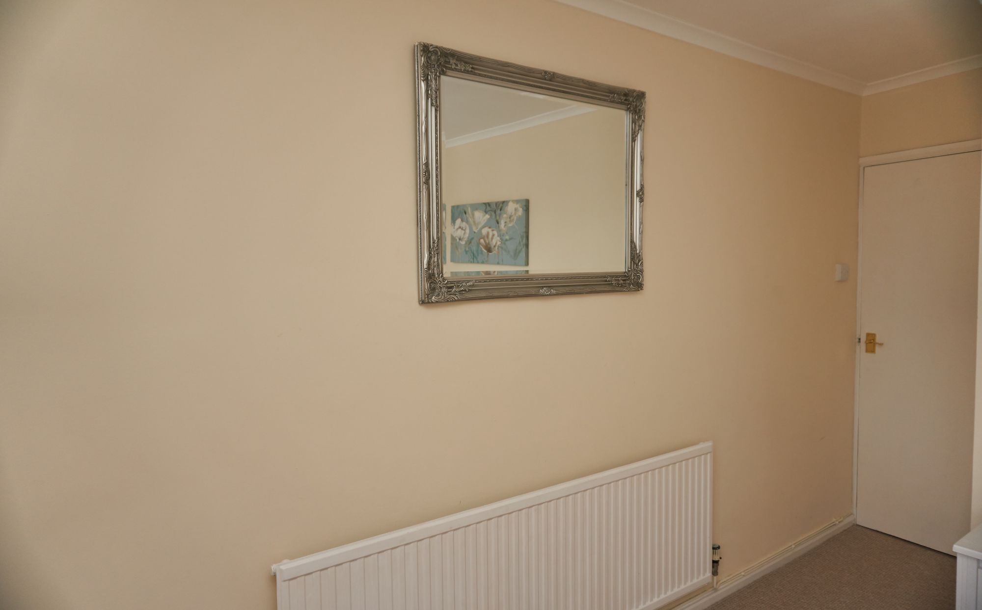 Фото Stay In Cardiff Cathay's Terrace Apartment