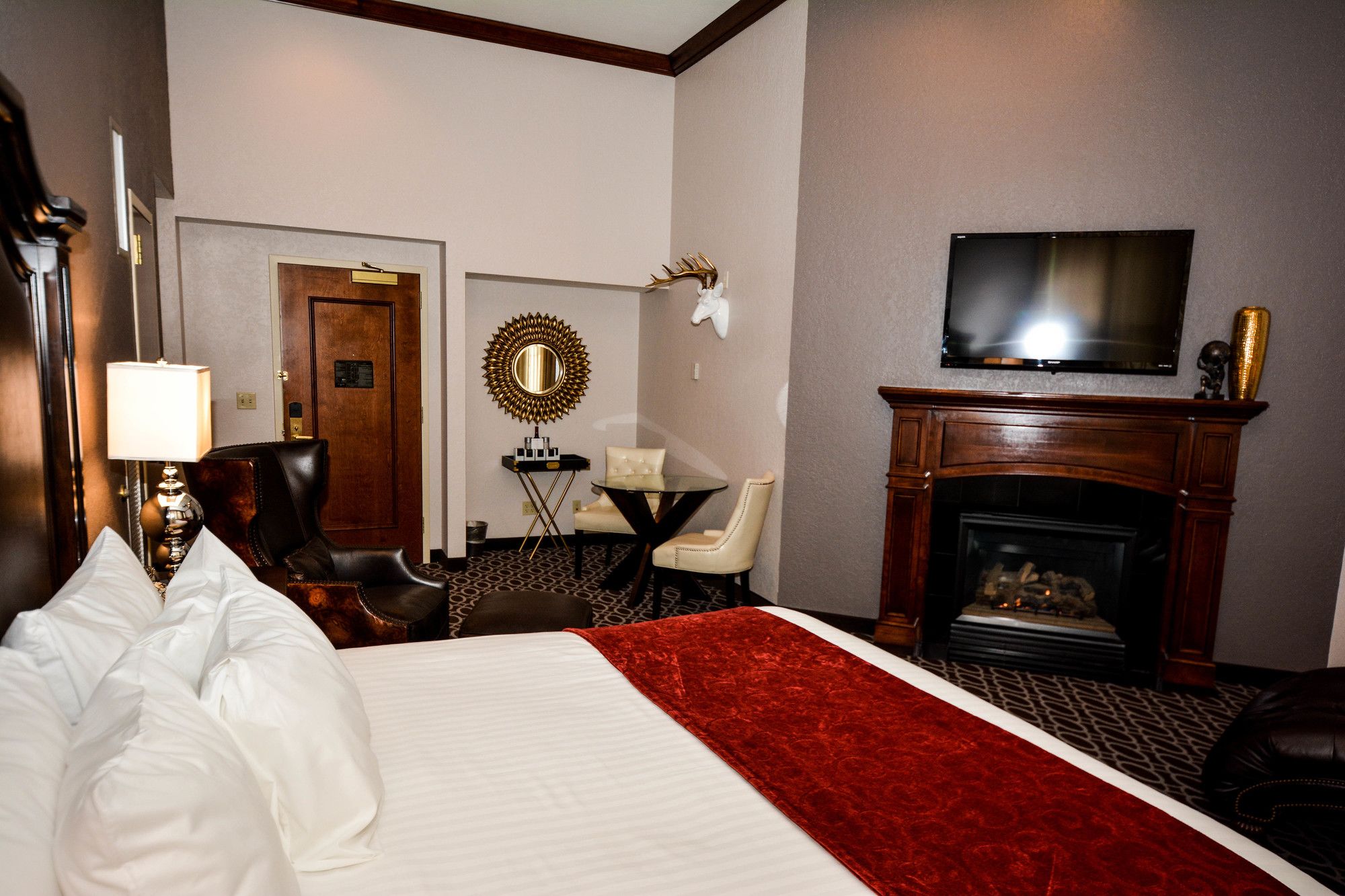 Фото Des Lux Hotel