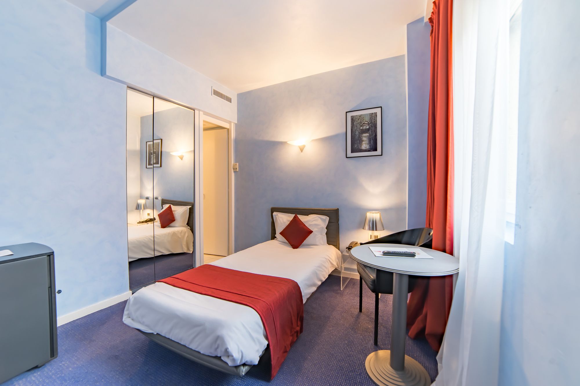 Фото Hôtel du Palais de l'Isle