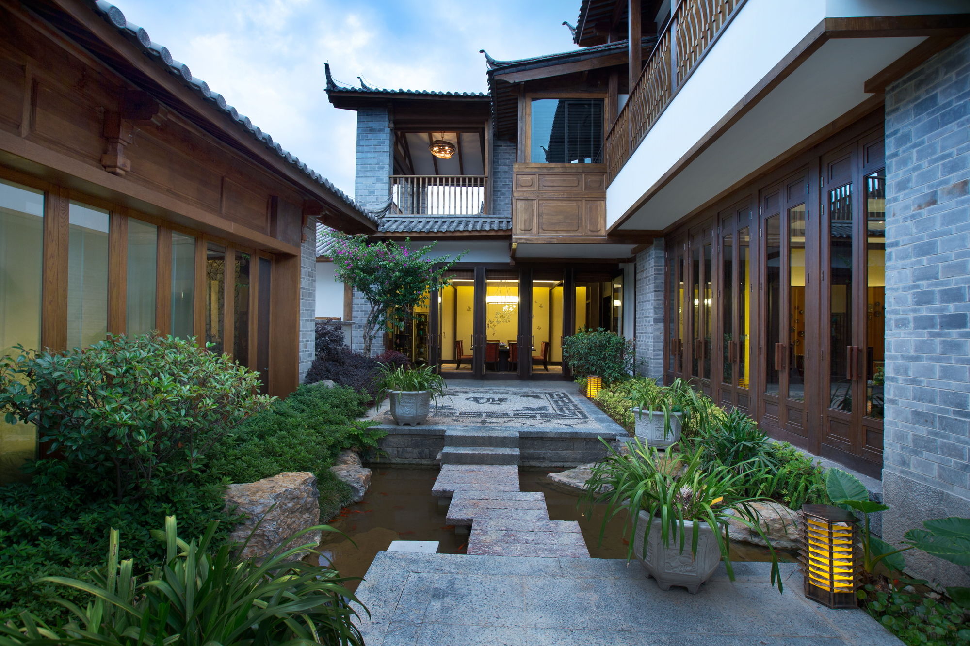Фото Hotel Indigo Lijiang Ancient Town, an Ihg Hotel