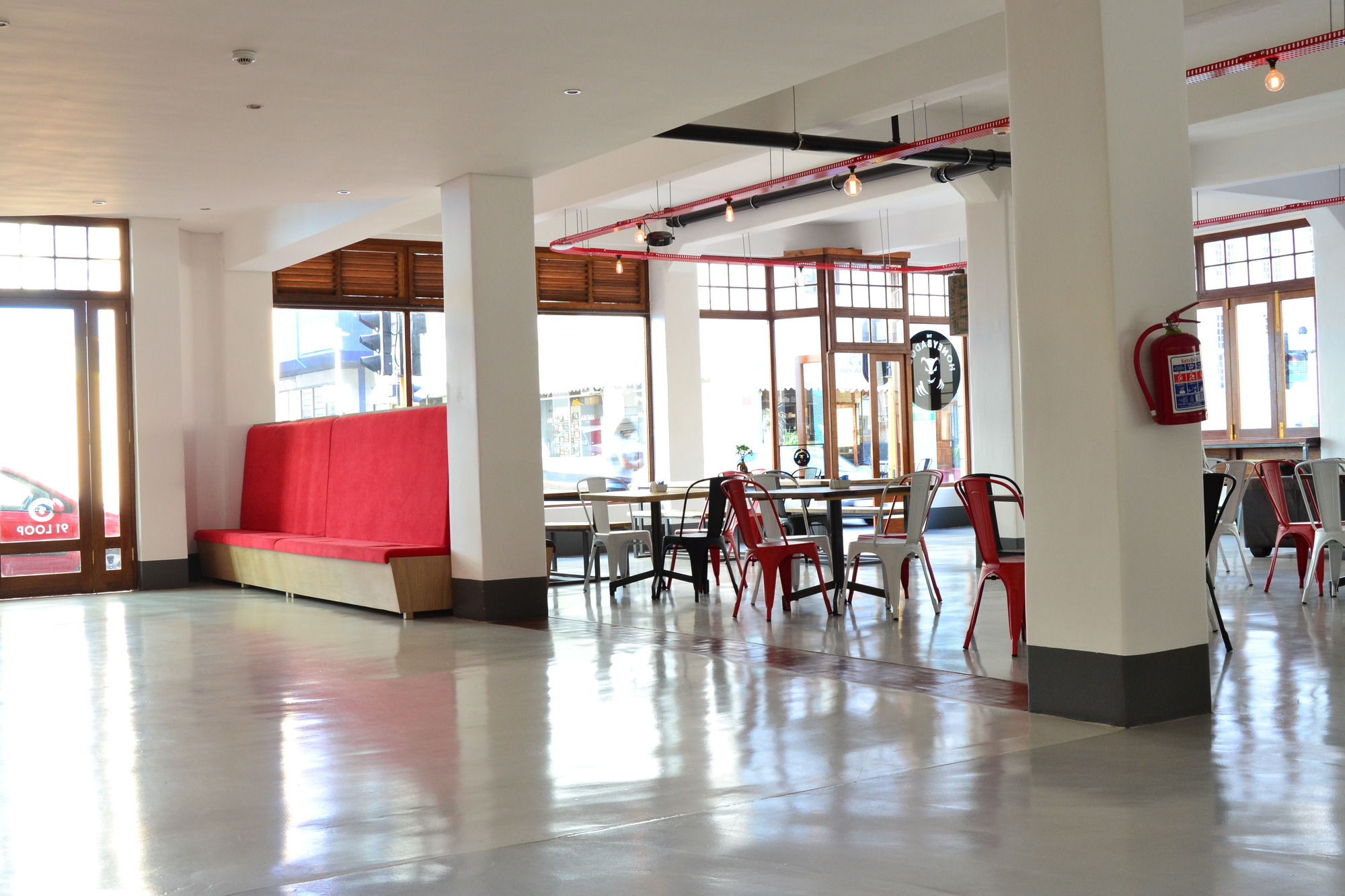 Фото 91 Loop Hostel