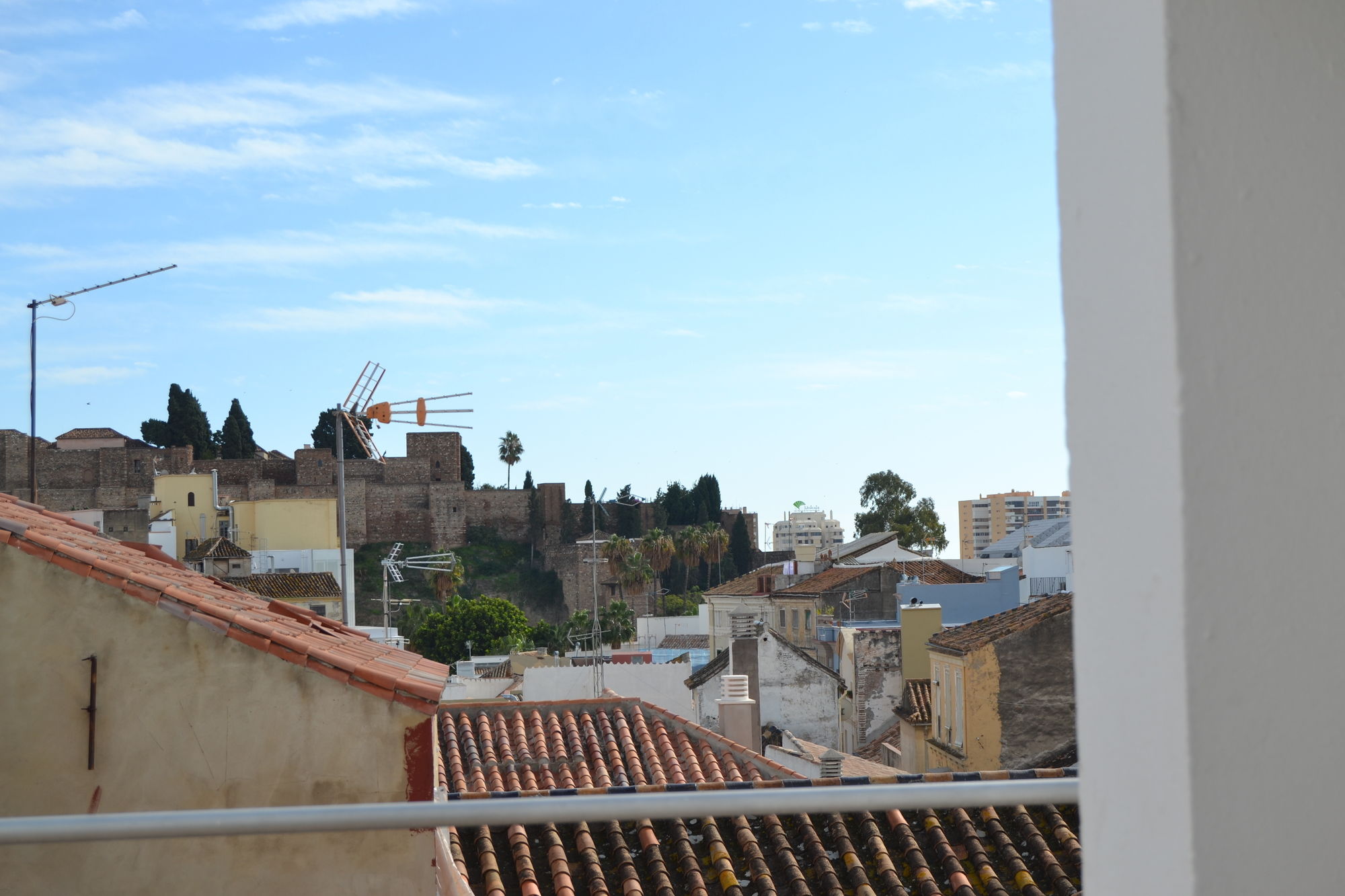 Фото Apartamentos Marques de Guadiaro 1