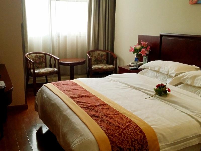 Фото GreenTree Inn Shanghai Hongqiao Hub Convention Center Jinghua Road Shell Hotel