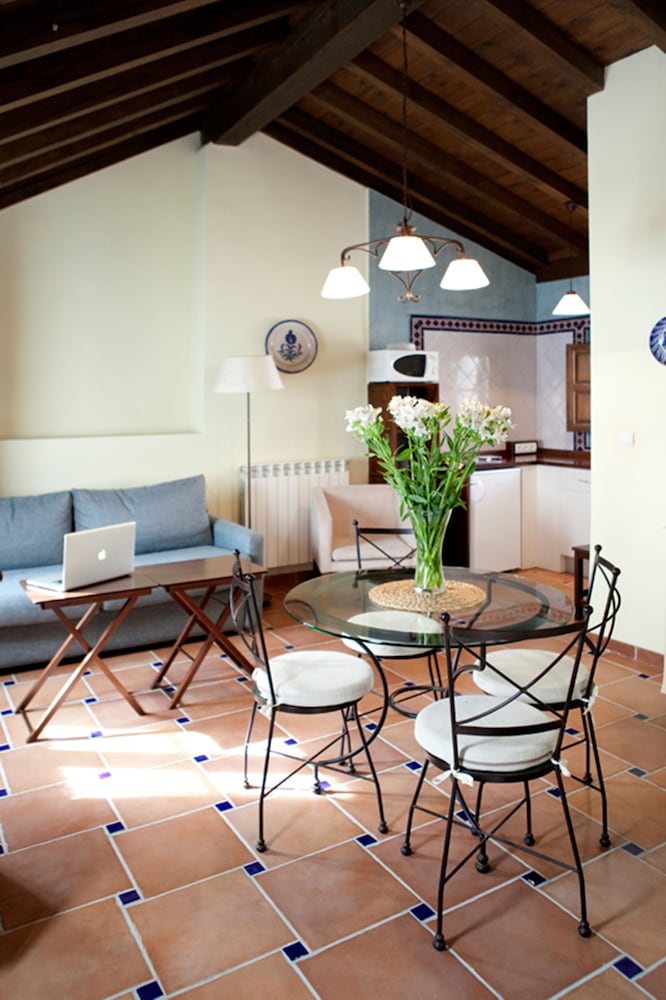 Фото Suites Casa Cuesta del Agua Apartamentos