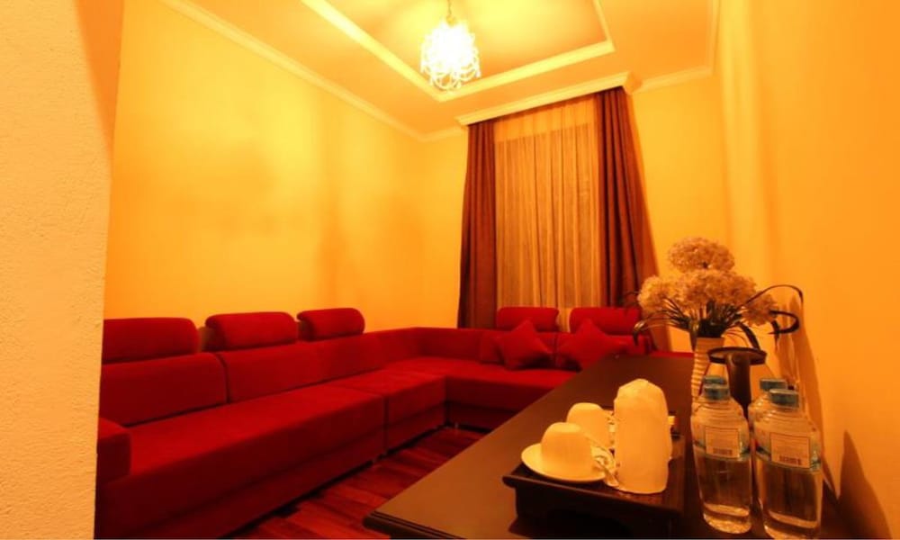 Фото Le Luxe Boutique Hotel