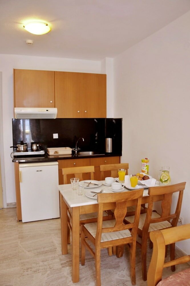 Фото Irini Apartments