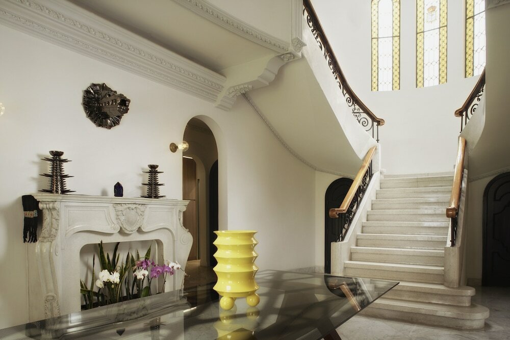 Фото Pug Seal Polanco Allan Poe