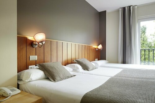 Гостиница Hotel Iriguibel