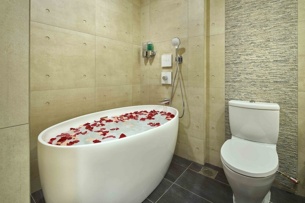 Фото Orchard Grand Court