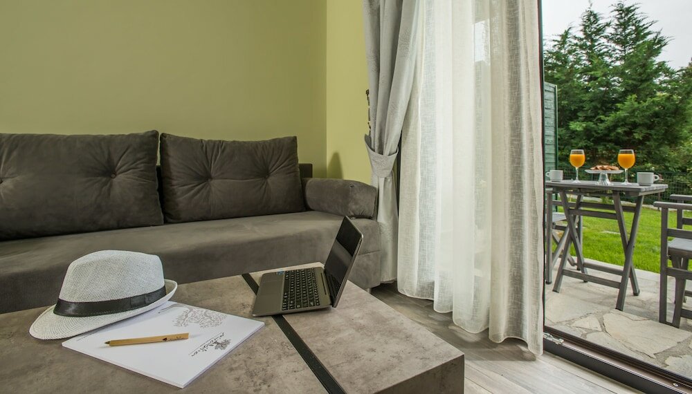 Фото Mirabilia Boutique Hotel