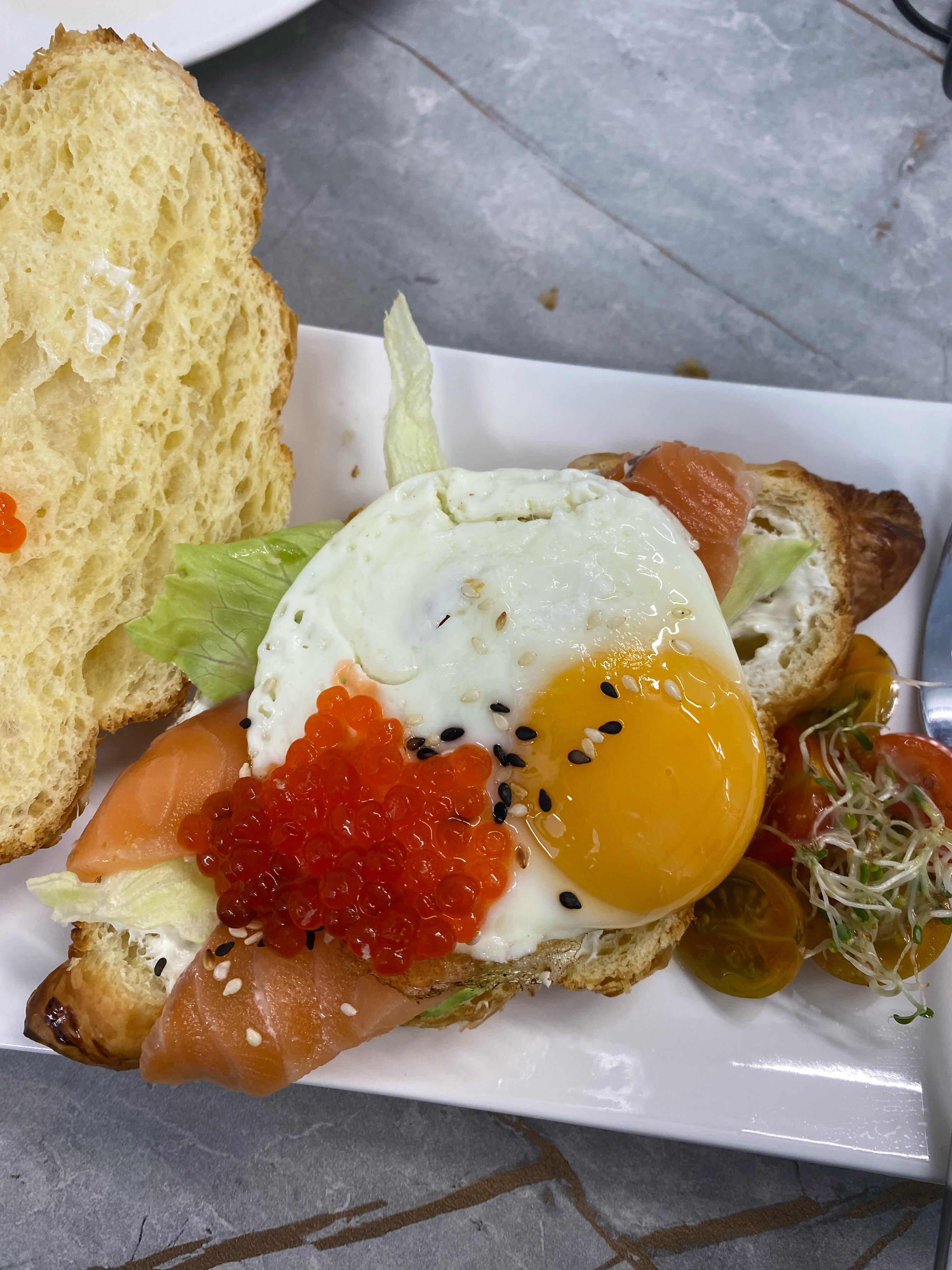 Фото Лазурный