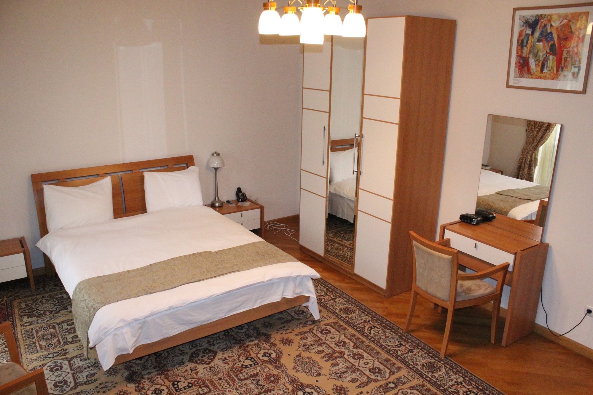 Фото Latar Комплекс