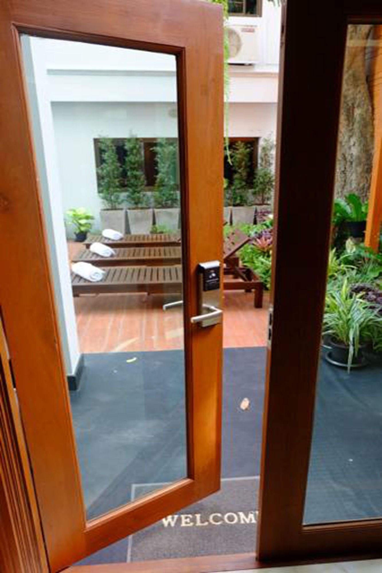 Фото Lanna Tree Boutique Hotel